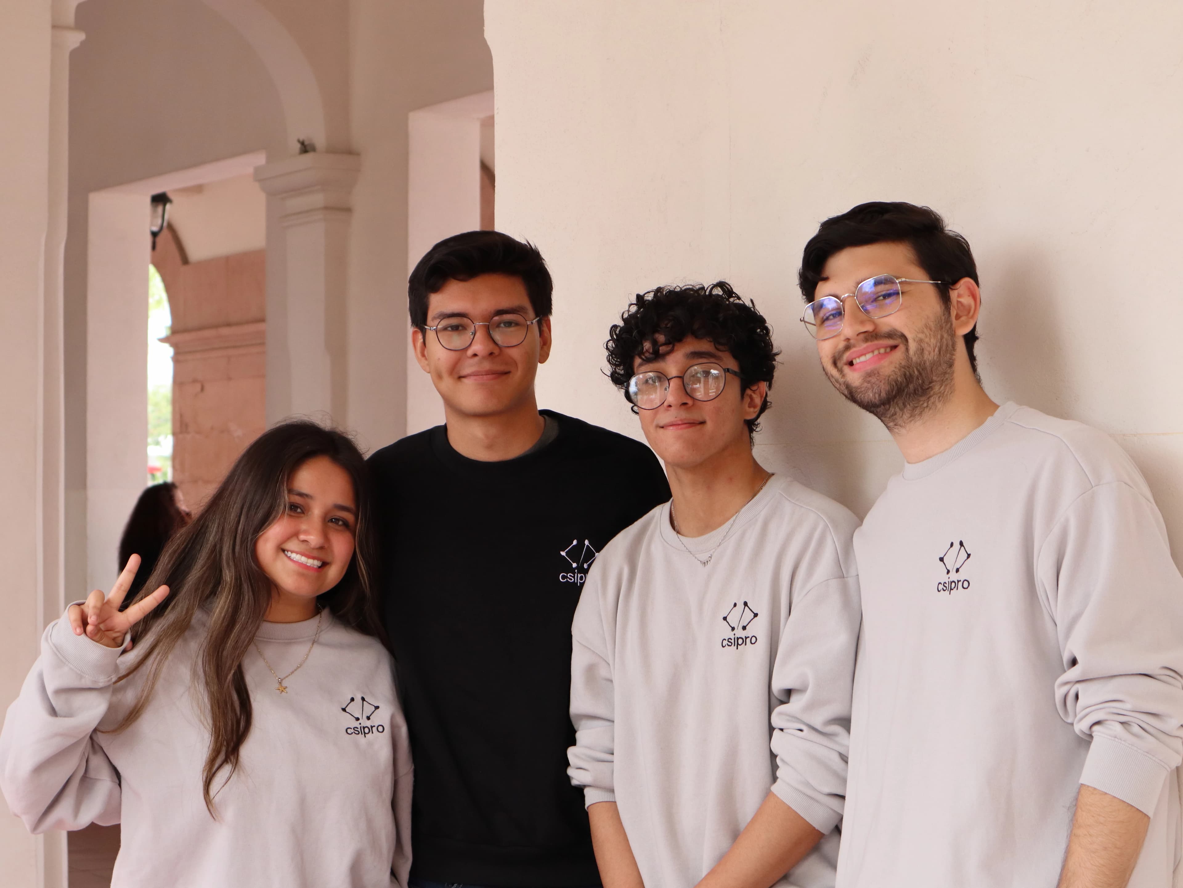 Miembros de CSI PRO de la generación 2020-2025.